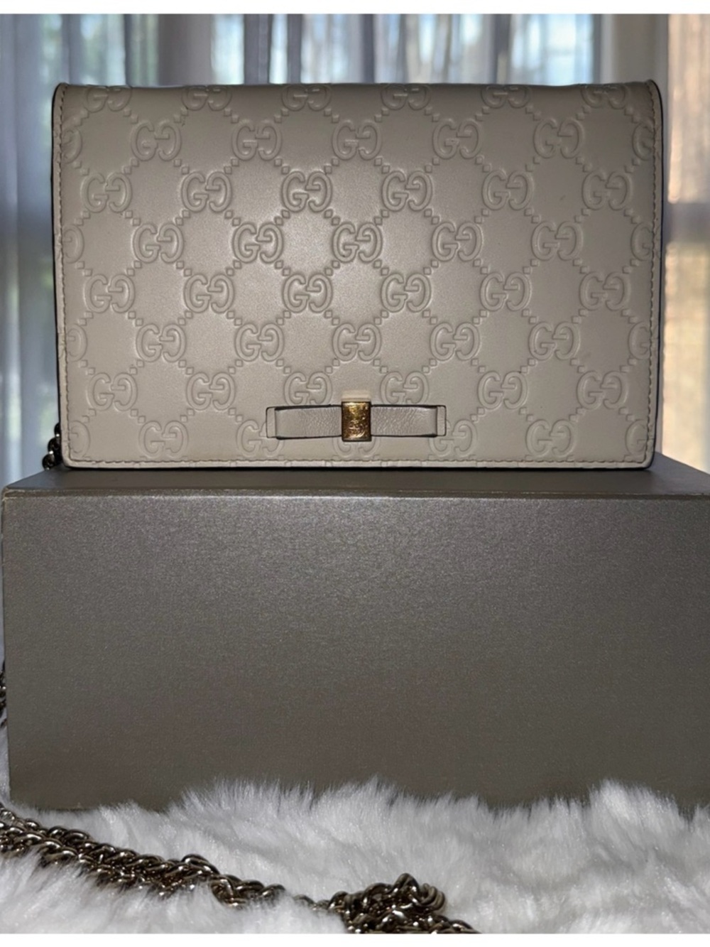 Gucci Guccissima Leather Wallet on a Chain - Picture 2 of 16